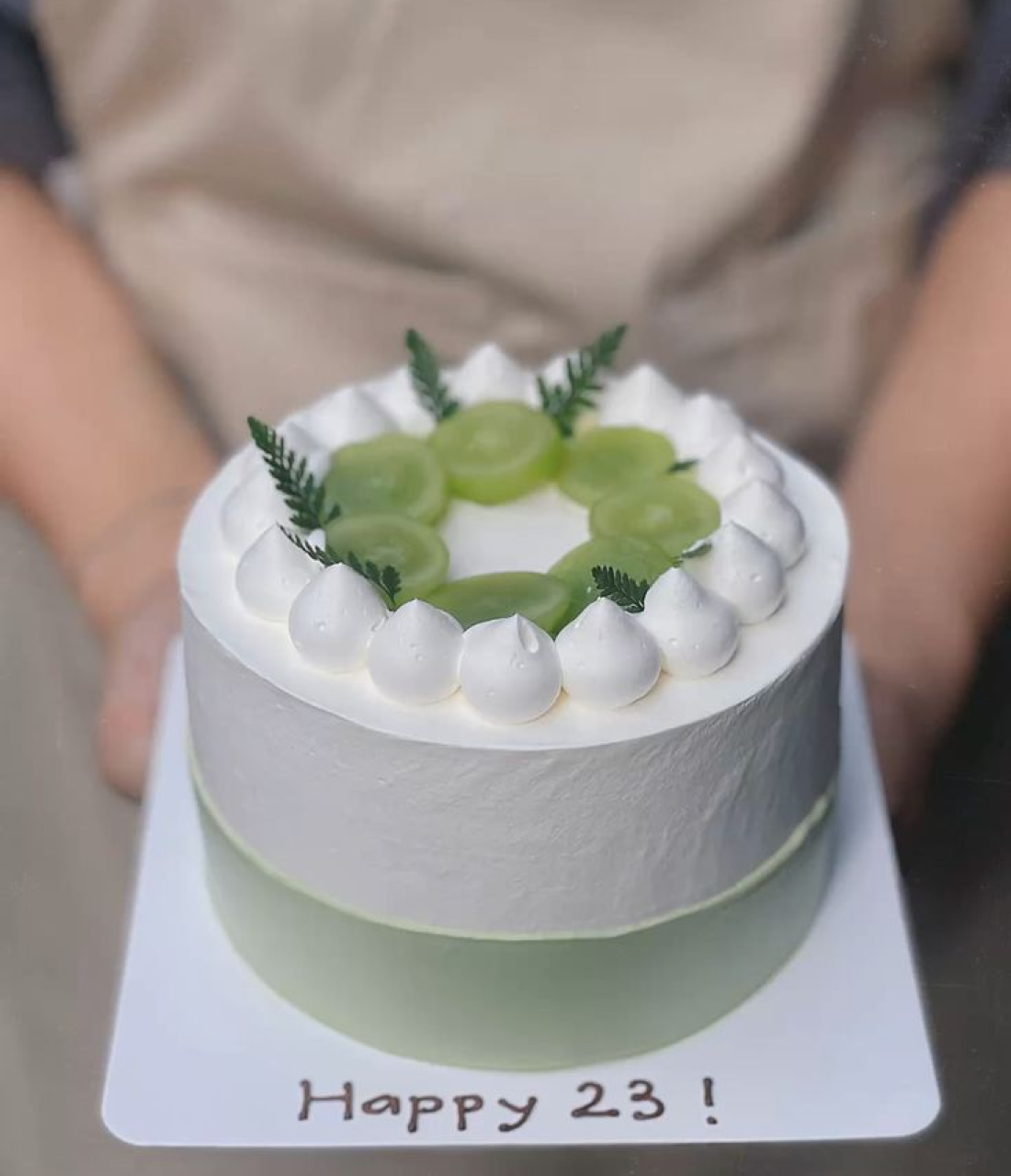 Bánh KST61