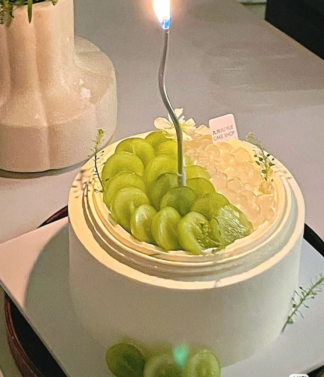Bánh KST57